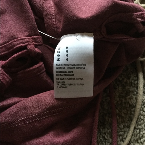 Bundle of AE crop tops! - Picture 3 of 3